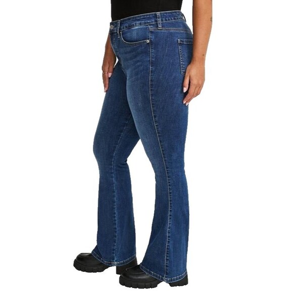 Torrid Trio Boot High-Rise Jeans in the El Nino Wash, Size 28-30 Short - Picture 3 of 13